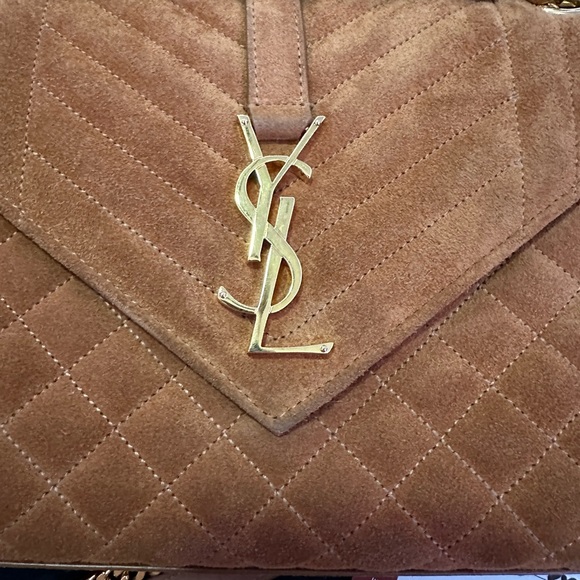 YSL Suede Medium Envelope Crossbody - Picture 7 of 9
